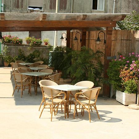 Hotel Reginella Сант-Агата-суй-Дуе-Гольфі Екстер'єр фото