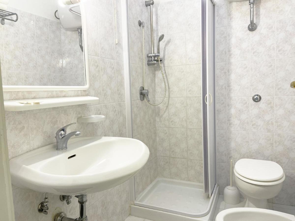 Hotel Reginella Сант-Агата-суй-Дуе-Гольфі Екстер'єр фото