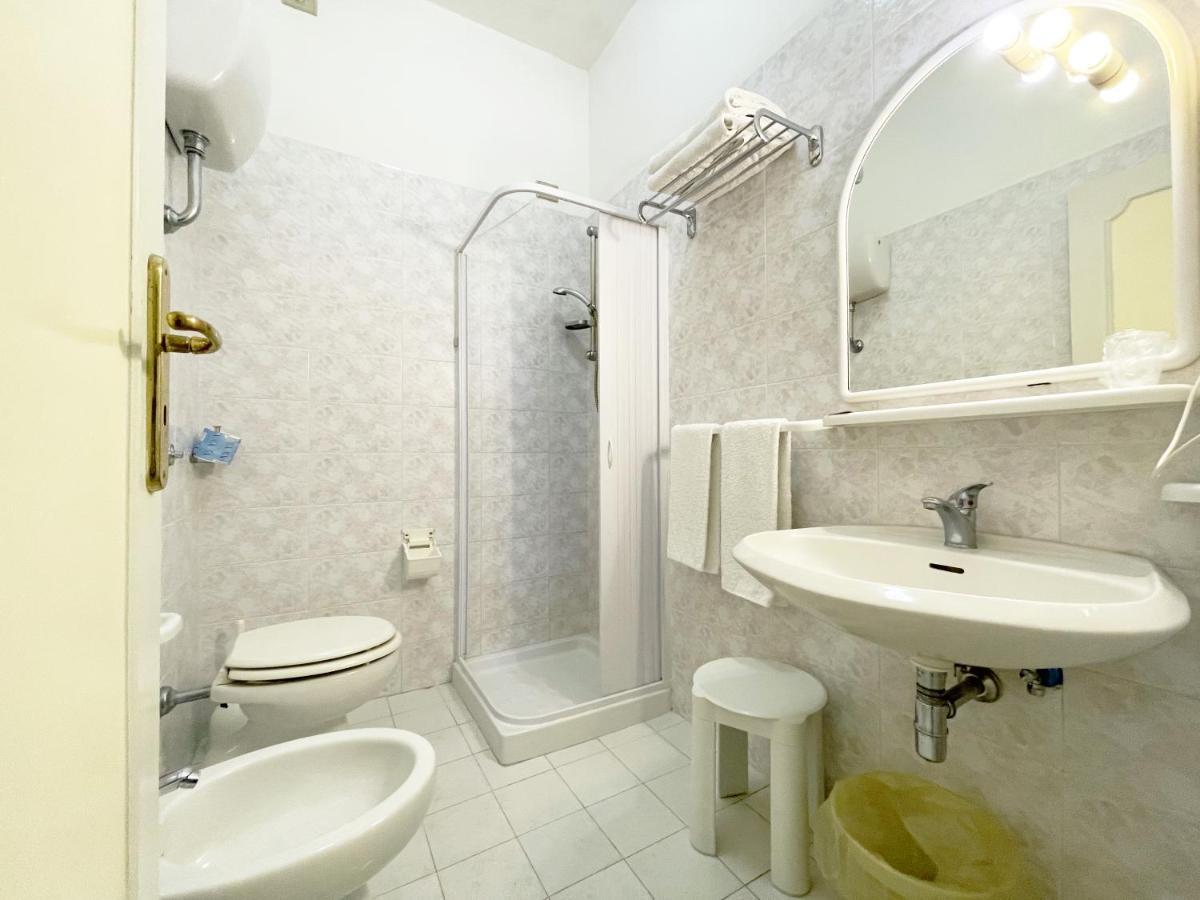 Hotel Reginella Сант-Агата-суй-Дуе-Гольфі Екстер'єр фото